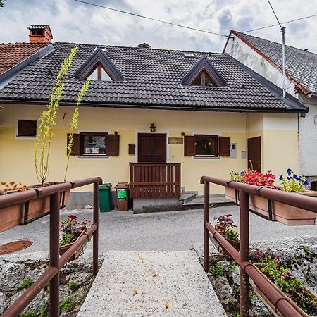 Apartments Wanderlust Bovec Bagian luar foto